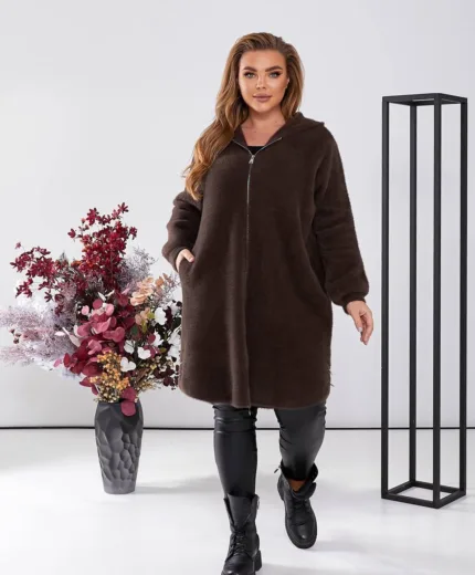 Жіноче пальто з альпаки 56-68 розміру коричневе