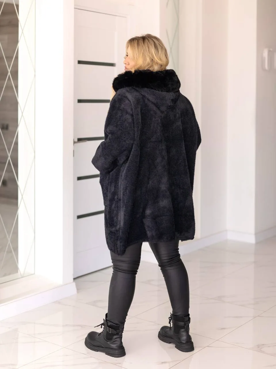 Довга жіноча куртка з альпаки великих розмірів (56-70) - Зображення 2