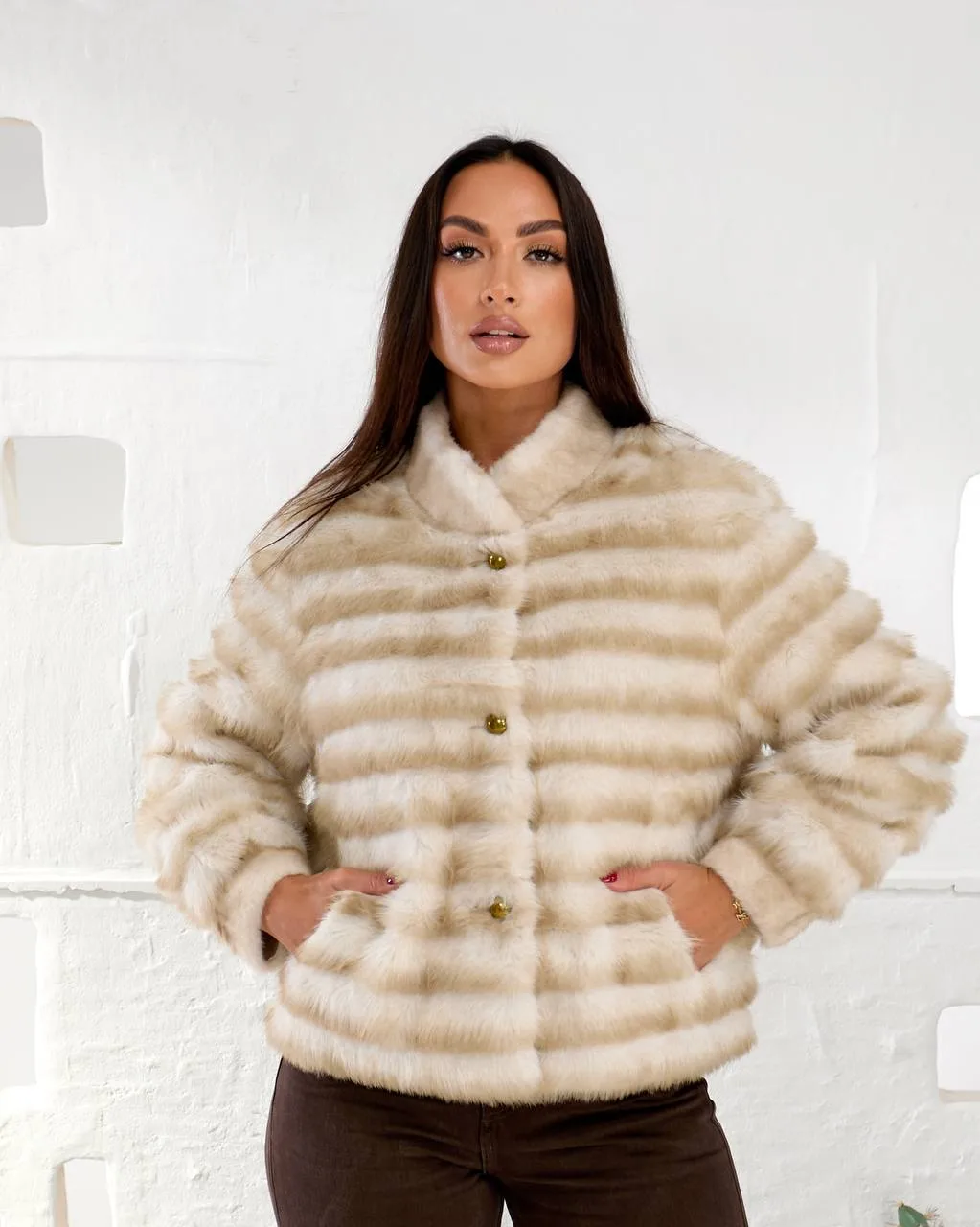 Жіноча коротка шубка зі штучної норки 46–54 | Мокко, Коричнева, Сіра