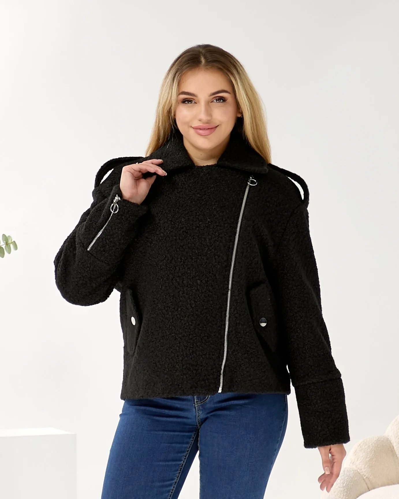 Жіноча косуха з букле на підкладці — чорна або темно-бежева | Розміри L–XXL - Зображення 6