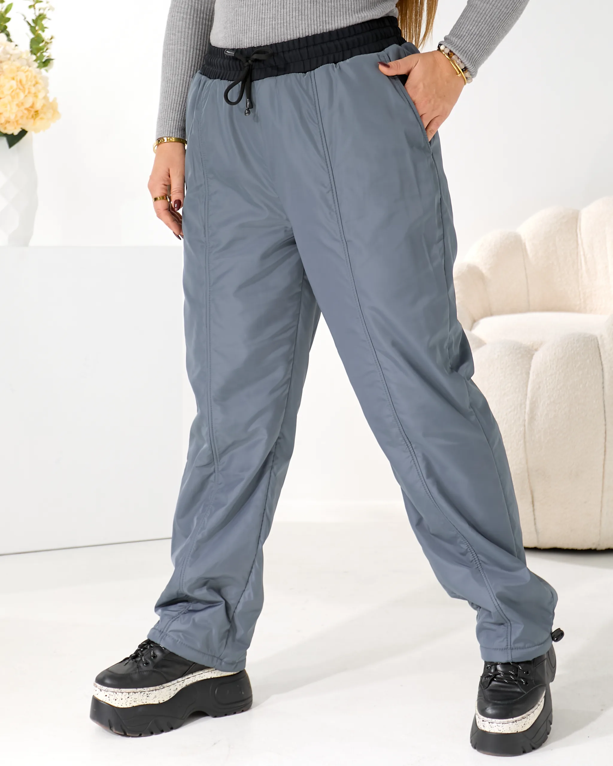 Теплі жіночі штани з плащівки на флісі - Зображення 9