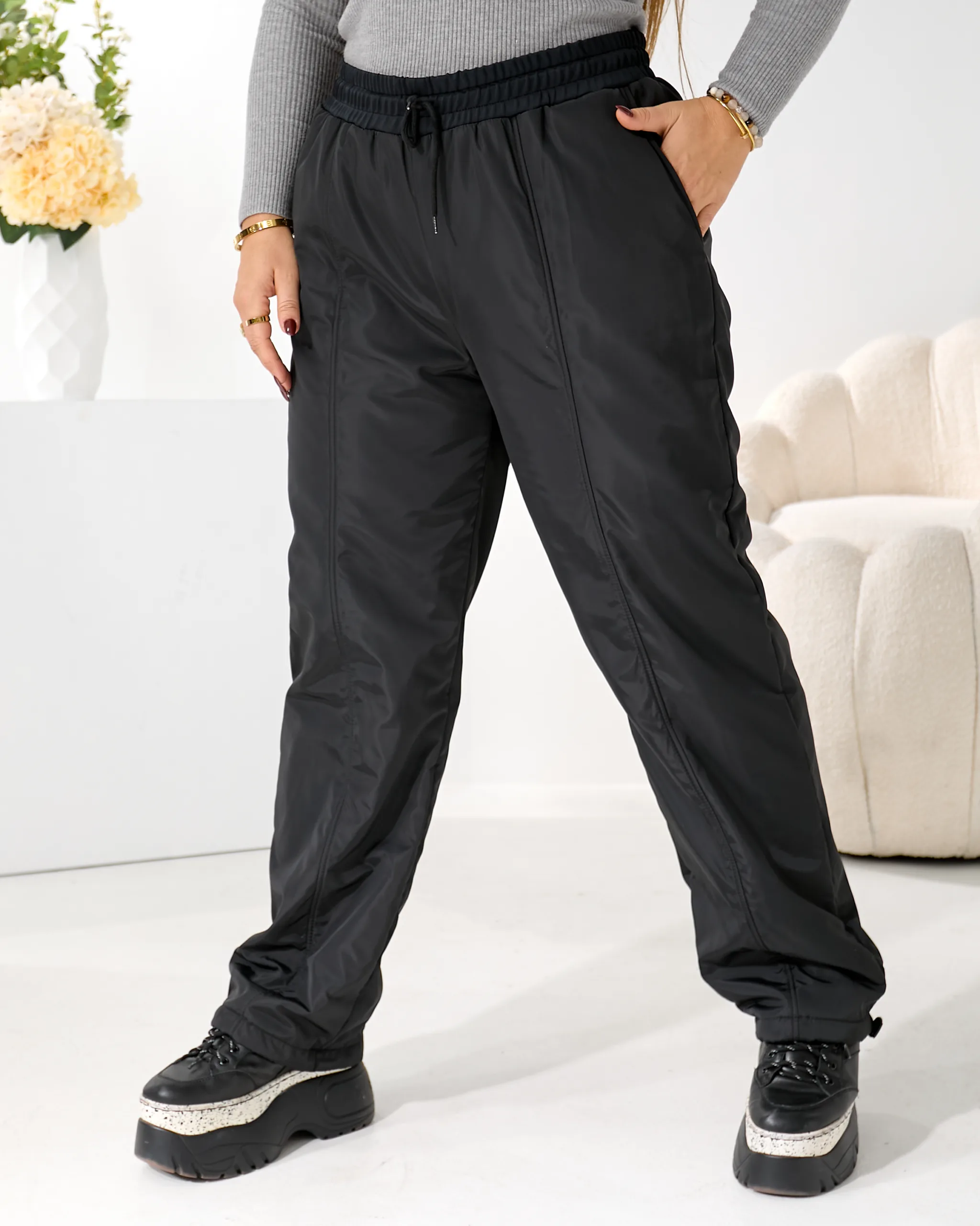 Теплі жіночі штани з плащівки на флісі - Зображення 10