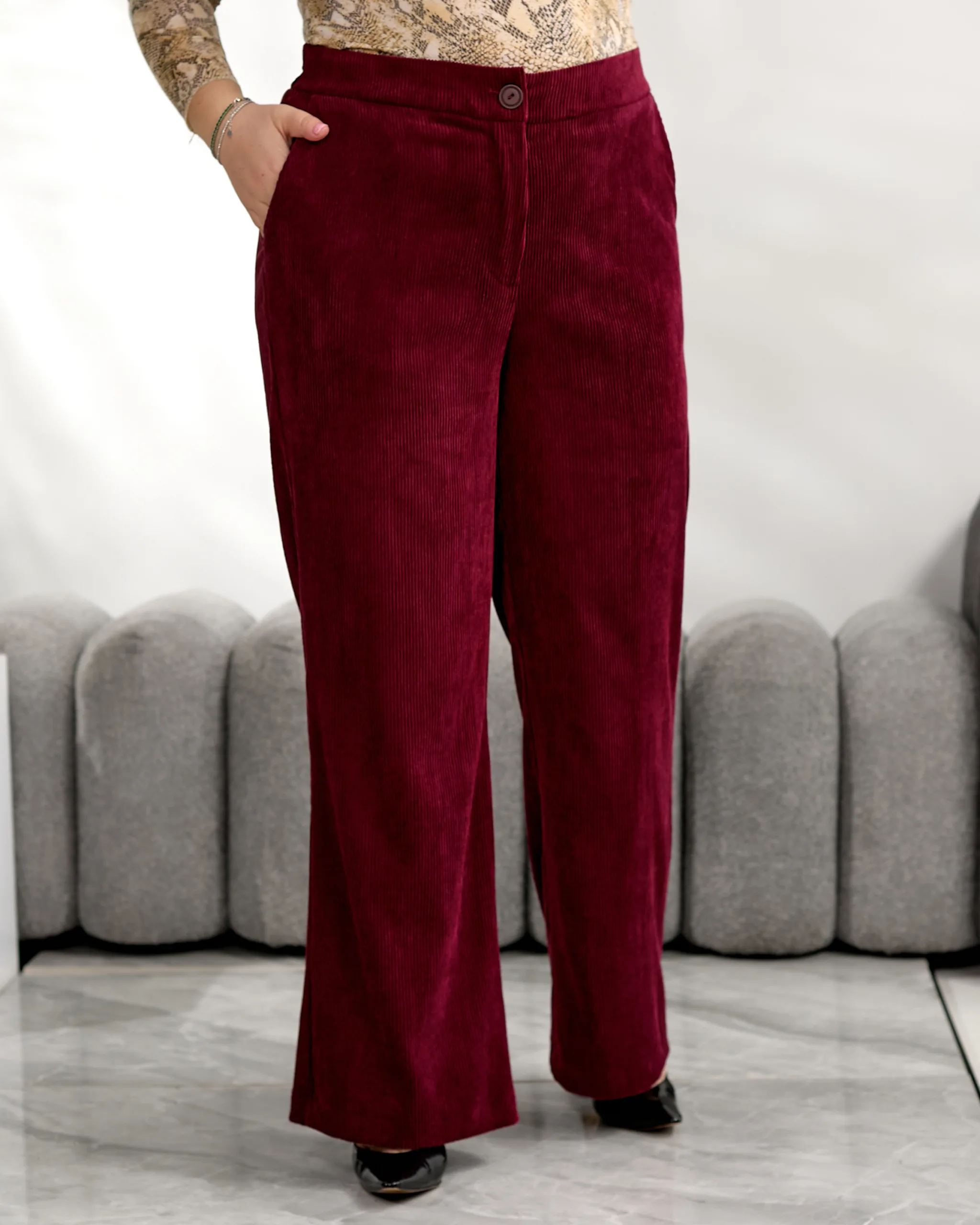 Вельветові широкі штани великих розмірів з високою посадкою - Зображення 8