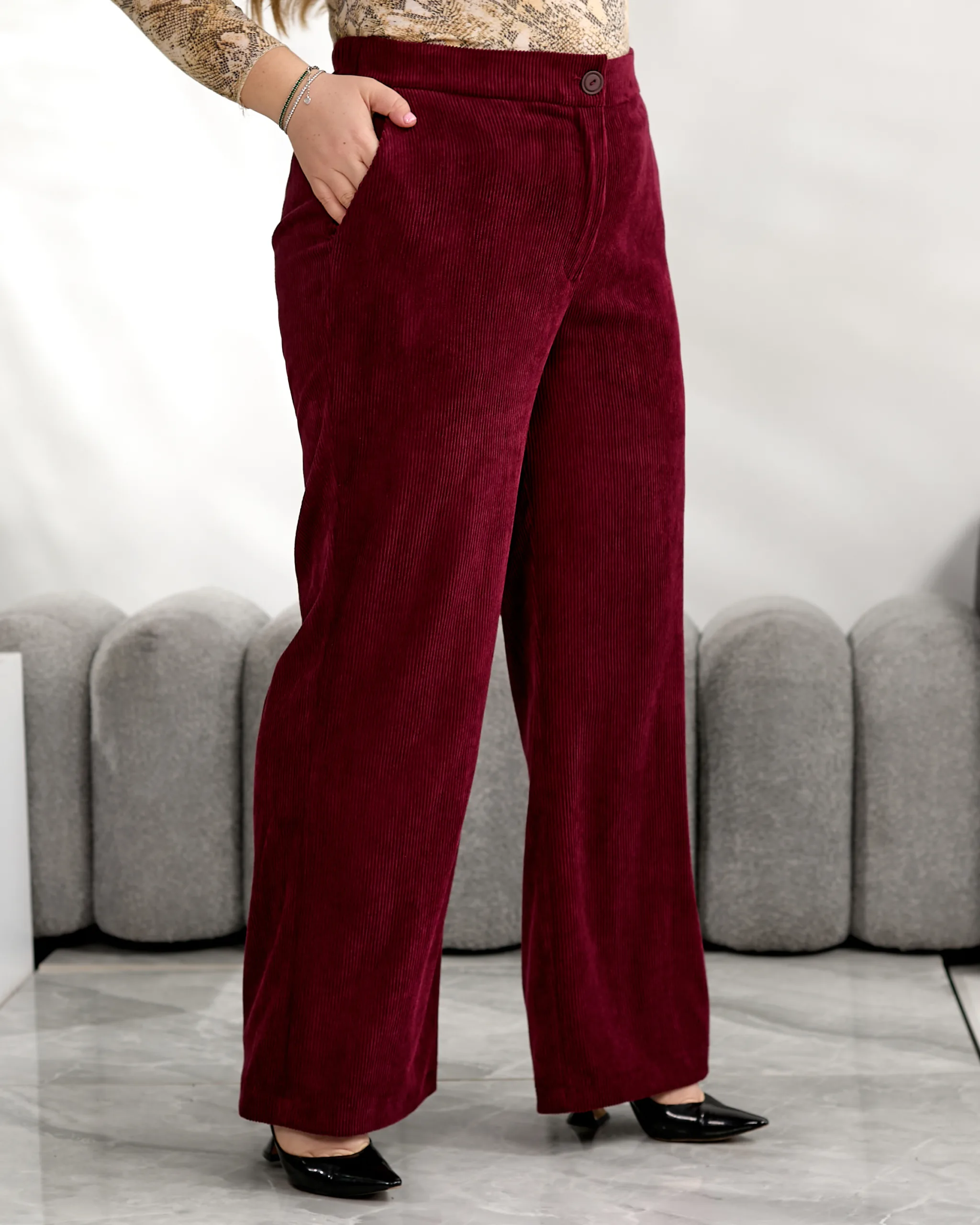 Вельветові широкі штани великих розмірів з високою посадкою - Зображення 7