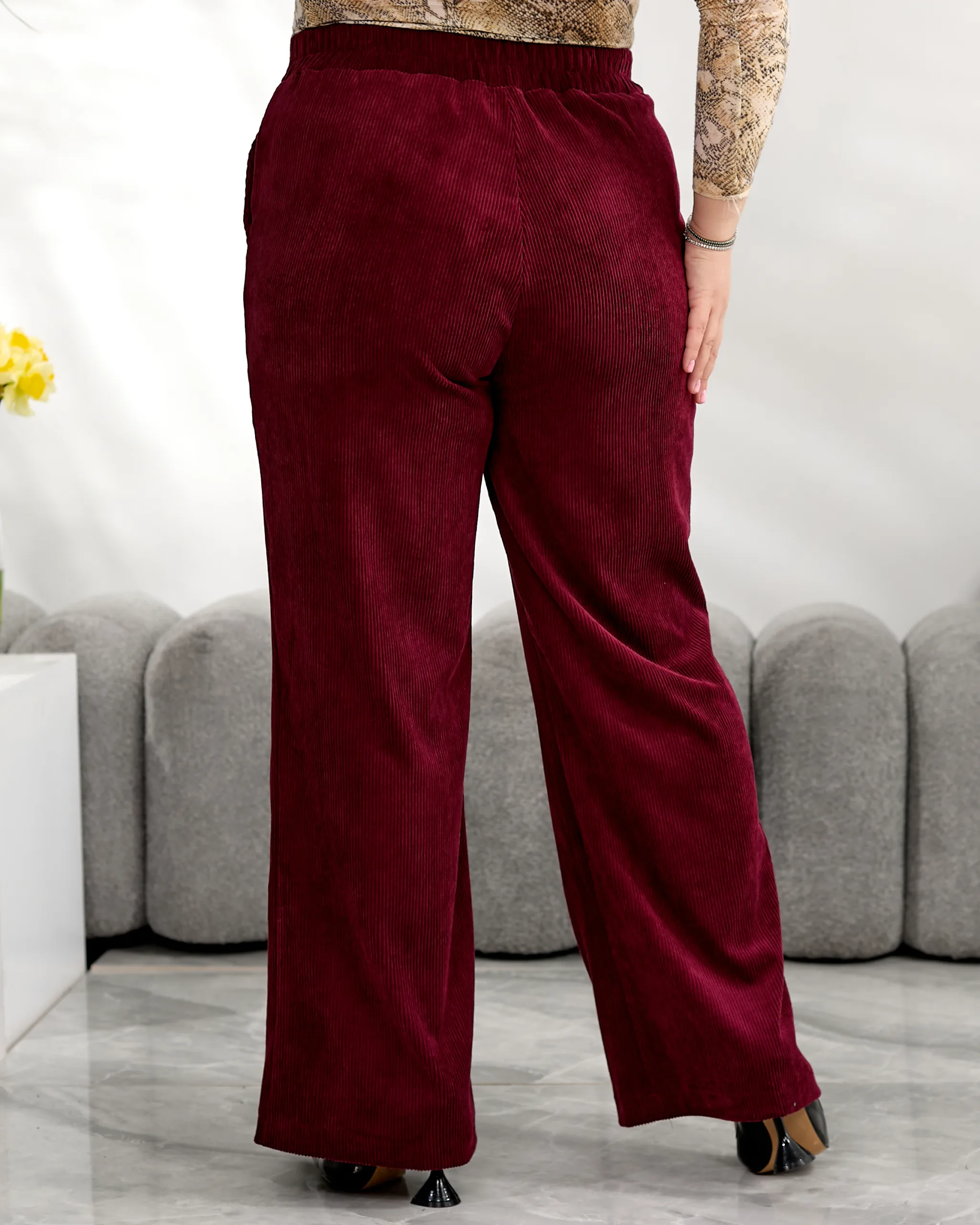 Вельветові широкі штани великих розмірів з високою посадкою - Зображення 4