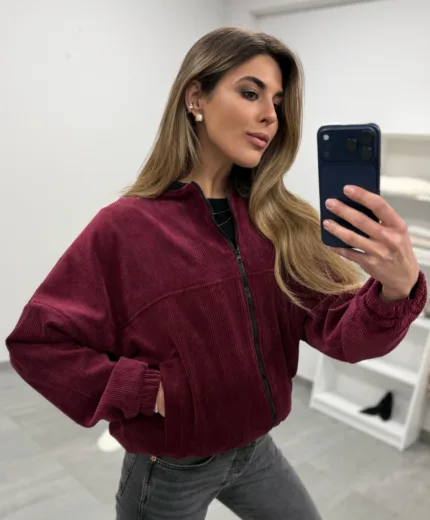 Вельветовий бомбер вільного крою