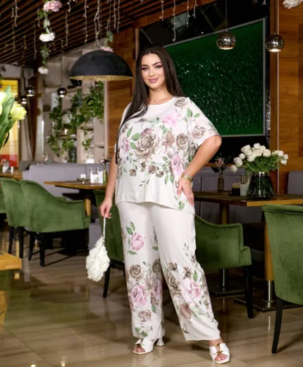 Жіночий літній костюм з італійської віскози