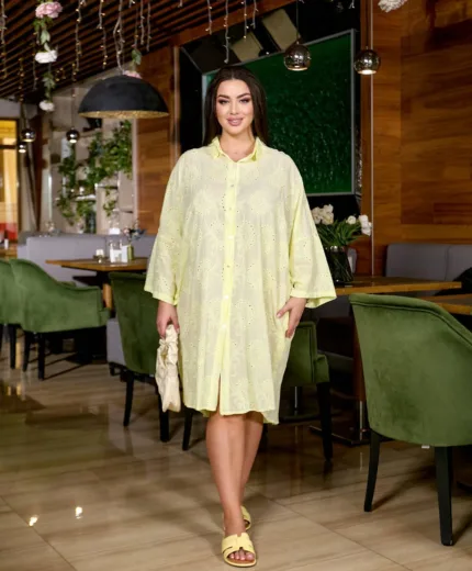 Жіноча сукня-сорочка з італійського котону з перфорацією (батал)