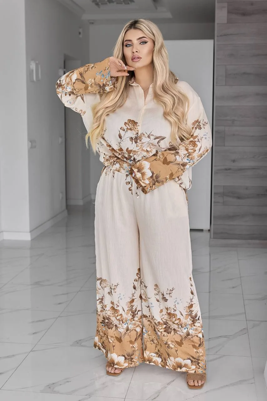 Елегантний жіночий костюм з віскози з квітковим принтом (батал 54–62) - Зображення 7
