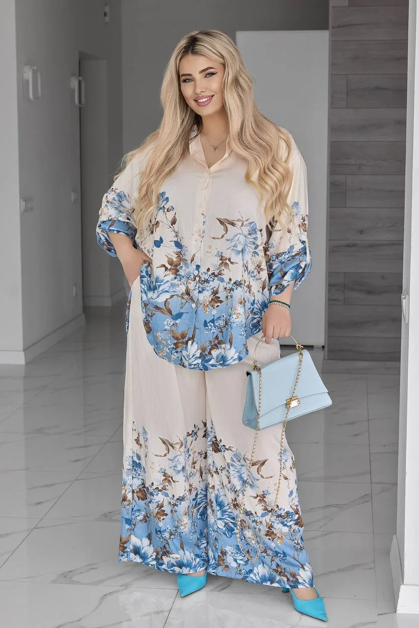 Елегантний жіночий костюм з віскози з квітковим принтом (батал 54–62)