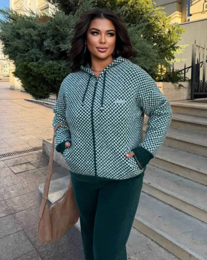 Жіночий костюм з альпаки — розміри 54–60 - Зображення 7